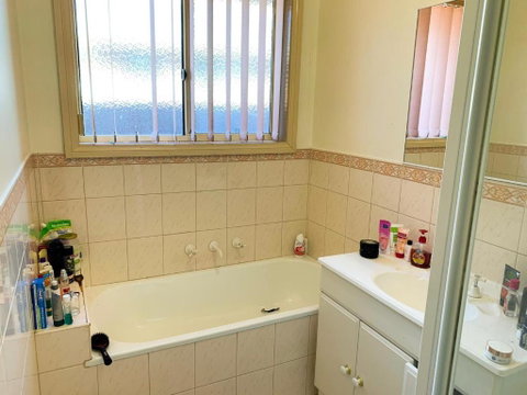In The Heart Of Epping Shared House - Tourism Noosa 2