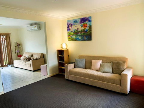 In The Heart Of Epping Shared House - Tourism Noosa 3