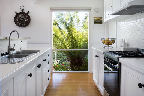 Aggies Way Daylesford - Tourism Noosa 3