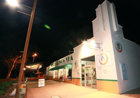 Alice Springs YHA - Tourism Noosa 0