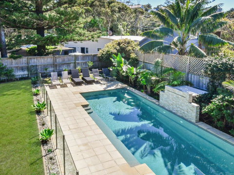 All 2 Heavenly - Tourism Noosa 0