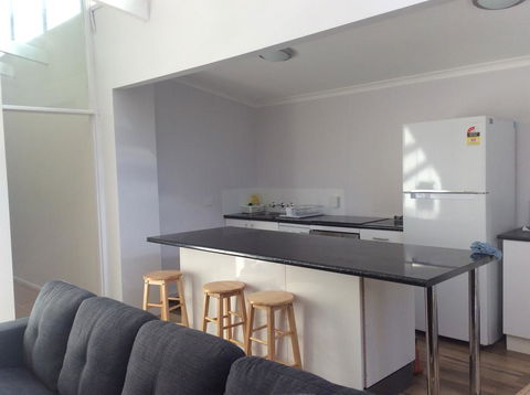 Alpha Centauri Townhouses - Tourism Noosa 2