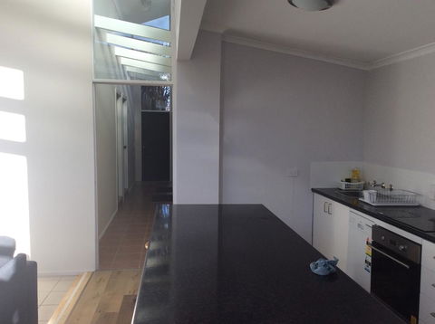 Alpha Centauri Townhouses - Tourism Noosa 1