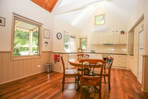 Alpine Arnica Cottage 1 - Tourism Noosa 2