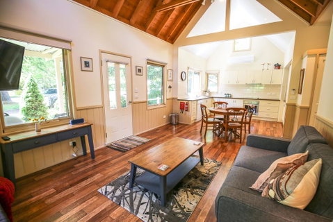 Alpine Arnica Cottage 1 - Tourism Noosa 0