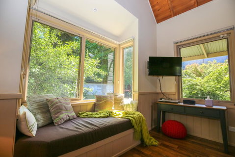 Alpine Arnica Cottage 2 - Tourism Noosa 1