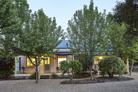 Alpine Valley Cottages - Tourism Noosa 2
