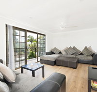 Amaroo Retreat  Fingal Bay - Tourism Noosa
