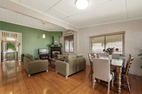 Ambiente Cottage - Pet And Family Friendly - Tourism Noosa 3