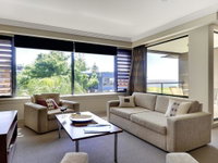 Anchorage Harbourside - magnificent views