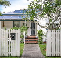 Anchored in Byron - Tourism Noosa