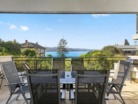 APARTMENT 26 PACIFIC APARTMENTS - Walk To Town - Tourism Noosa 1