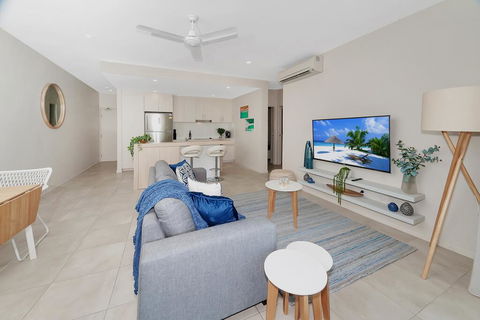 Apartment Close To The City Life On Lake 3 - Tourism Noosa 0