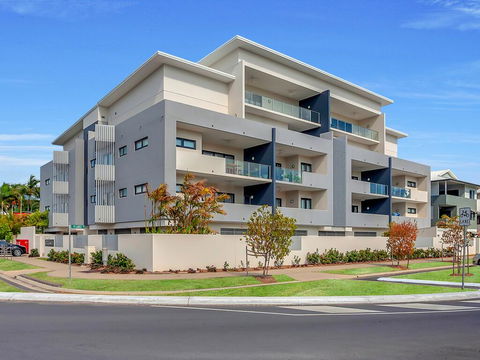 Apartment Close To The City Life On Lake 3 - Tourism Noosa 1