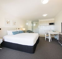 Apartments  2 Landsborough - Tourism Noosa