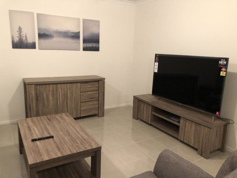 Apple House Tarneit North - Tourism Noosa 3