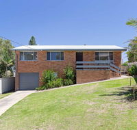 Argyle Cottage' 41 Argyle Avenue - great family home for holidays - Tourism Noosa