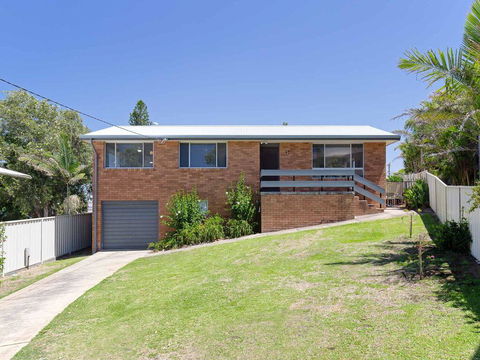 Argyle Cottage' 41 Argyle Avenue - Great Family Home For Holidays - Tourism Noosa 0