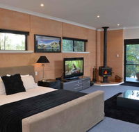 Aroha - Tourism Noosa
