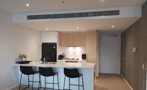 Luxury 2B2B 2 Tandem Carparks Prima Pearl Southbank Next To Casino & City - Tourism Noosa 2