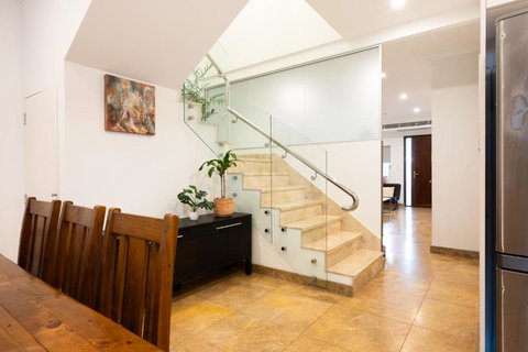 Luxury Home In Mascot, Minutes To CBD And Sydney Airports - Tourism Noosa 2