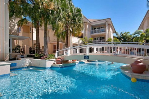 Luxury In The Heart Of Hastings Street 628 - Tourism Noosa 3