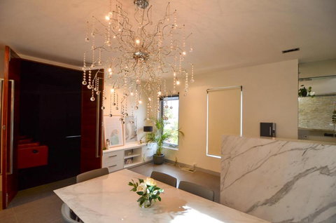 Luxury Stay In Premium Penhouse - Tourism Noosa 0