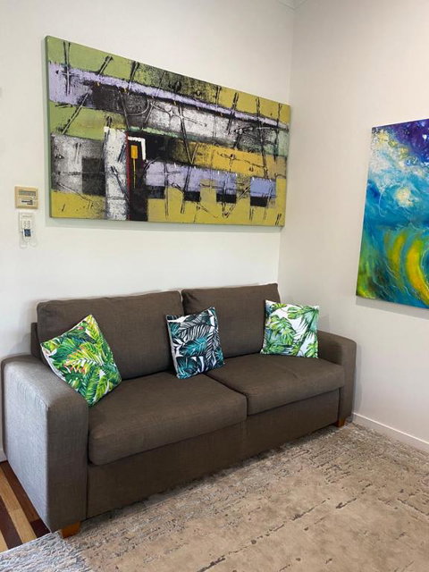 Luxury Top Floor Sunset Villa - Tourism Noosa 2