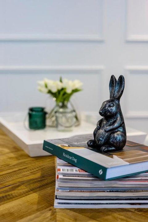 MAIN STREET RETREAT - King BRs, Comp Minibar, Breakfast Prov, Fireplaces - Tourism Noosa 3