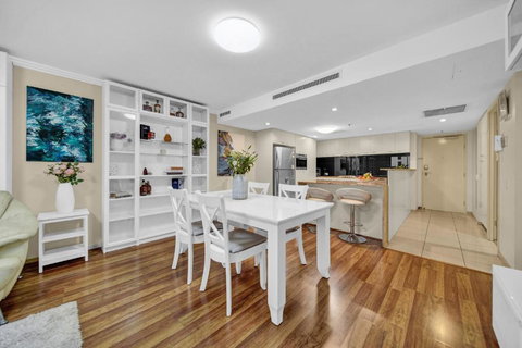 M On Mary Suites Brisbane City - Tourism Noosa 2