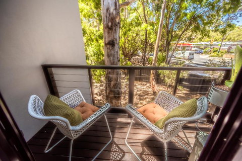 MARGARET FOREST RETREAT Apartment 129 - Located Within Margaret Forest, In The Heart Of The Town Centre Of Margaret River, Spa Apartment! - Tourism Noosa 0