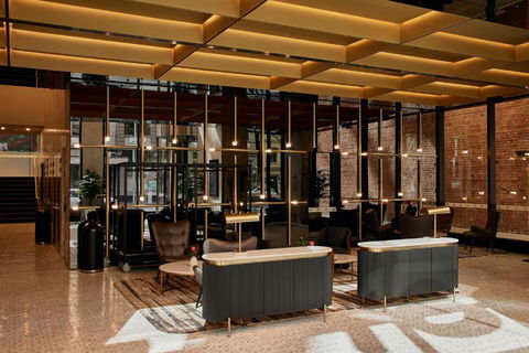 Meriton Suites Melbourne - Tourism Noosa 3