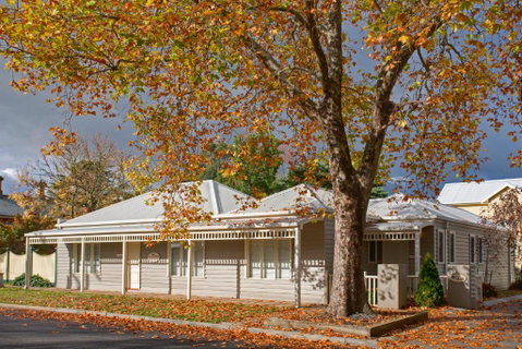 Mews Cottages - Tourism Noosa 0