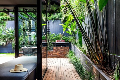 Modern 3BR Retreat With Sauna - The Loft - Tourism Noosa 3
