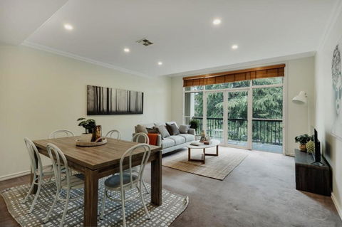 Modern Apartment In The Heart Of Canberra - Tourism Noosa 0
