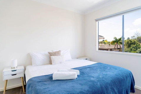 Modern Home In Central Oakleigh East - Tourism Noosa 1