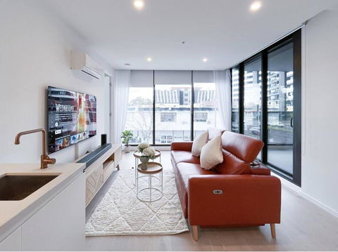 Modern Luxury 2B2B Sky Garden SmartTV - Tourism Noosa 0