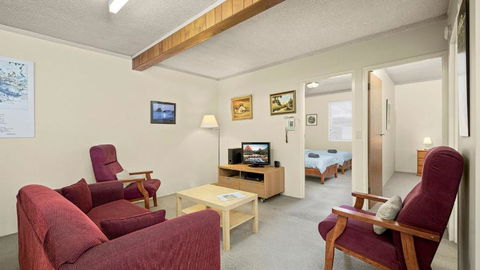 Myee Court - Tourism Noosa 3