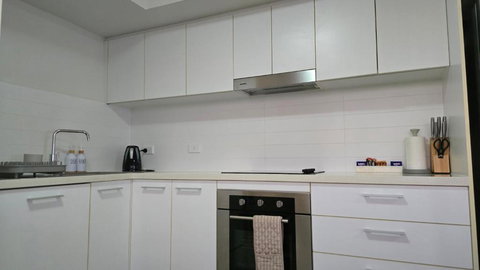 Ocean Retreat - Tourism Noosa 0