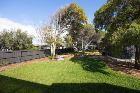 Ocean View Cottage - Anglesea - Tourism Noosa 2