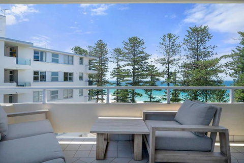 Oceanfront Serenity Amazing Views To Manly Beach - Tourism Noosa 0
