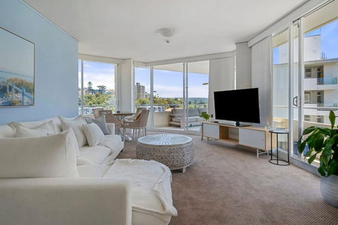 Oceanfront Serenity Amazing Views To Manly Beach - Tourism Noosa 3