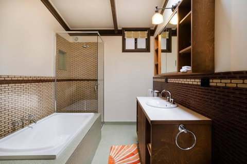 Old Mill Park - Tourism Noosa 3