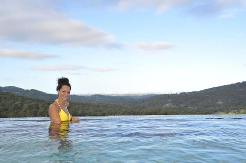 On Eagle Wings Mountain Retreat & Spa - Tourism Noosa 2