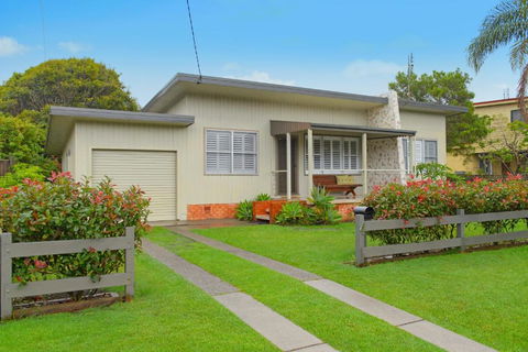ONDINE, 4 Belmore Street - Tourism Noosa 3