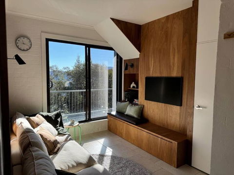 One Cedarwood - Petite Challet Falls Creek - Tourism Noosa 0