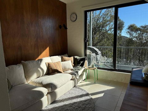 One Cedarwood - Petite Challet Falls Creek - Tourism Noosa 2