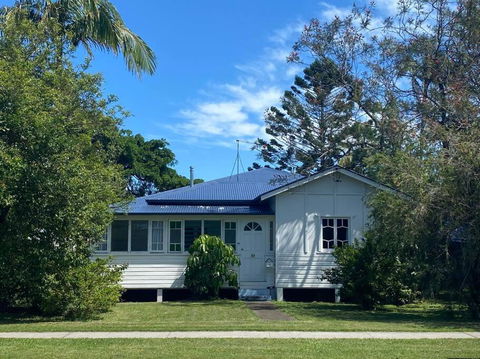 Original Surf Cottage In Heart Of Pottsville Beach - Tourism Noosa 0