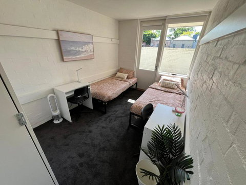 Ozi Village Cardigan - Tourism Noosa 1