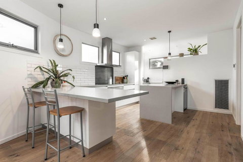 Omaroo On Surf Inverloch - Tourism Noosa 2